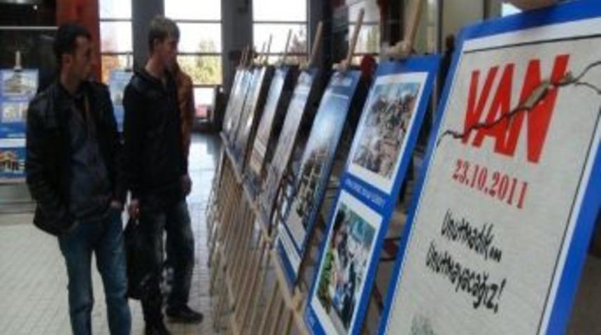 Tatvan’da Deprem Sergisi Açıldı