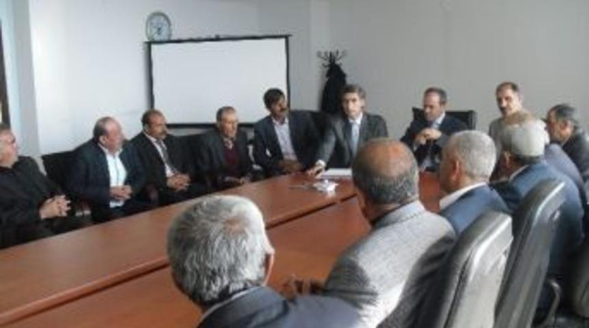 Ahlat&rsquo;ta K&ouml;ylere Hizmet G&ouml;t&uuml;rme Birliği Meclis Toplantısı Yapıldı