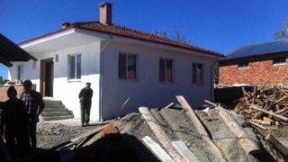 Afetzedelerin Yaraları Sarılmaya Başladı