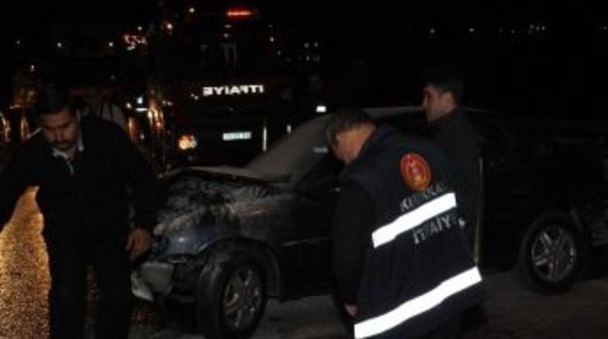 Tankerin &Ccedil;arptığı Otomobilde Yangın &Ccedil;ıktı