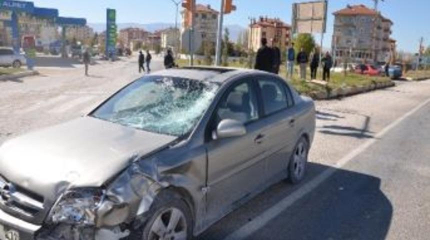 Isparta&rsquo;da Motosiklet Kazası: 2 Yaralı