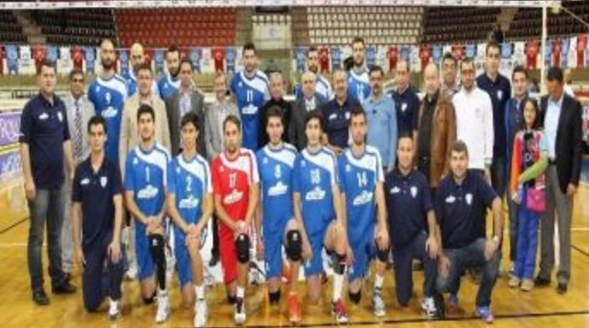 Şahinbey Belediye Voleybol Takımı Kars&rsquo;a Galibiyet İ&ccedil;in Gidiyor