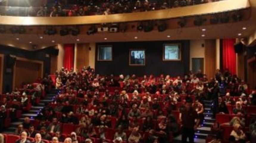 &lsquo;yeni Bir D&uuml;nya&rsquo; Konulu Konferans Akm&rsquo;de Ger&ccedil;ekleştirildi
