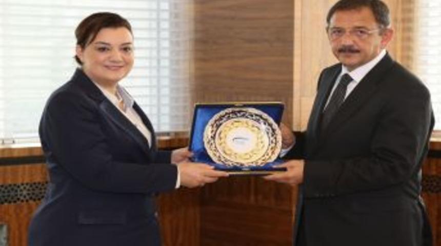 SGK Başkanı, Belediye Başkanı &Ouml;zhaseki'yi Ziyaret Etti