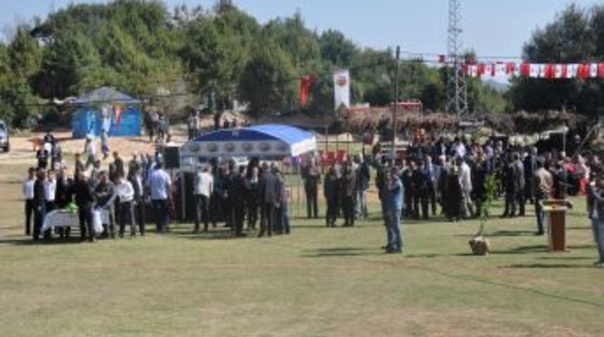 Defne Ormanlarından K&ouml;yl&uuml; Para Basıyor