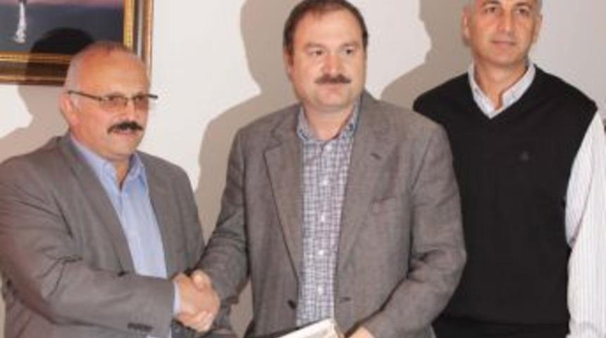 Kurtlar Vadisi'nin Eşref Bey'i Yalova'ya AK Parti'den Aday Adayı Oldu