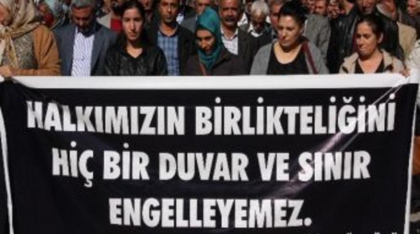 Suriye Sınırındaki İstinat Duvarı Ergani'de Protesto Edildi
