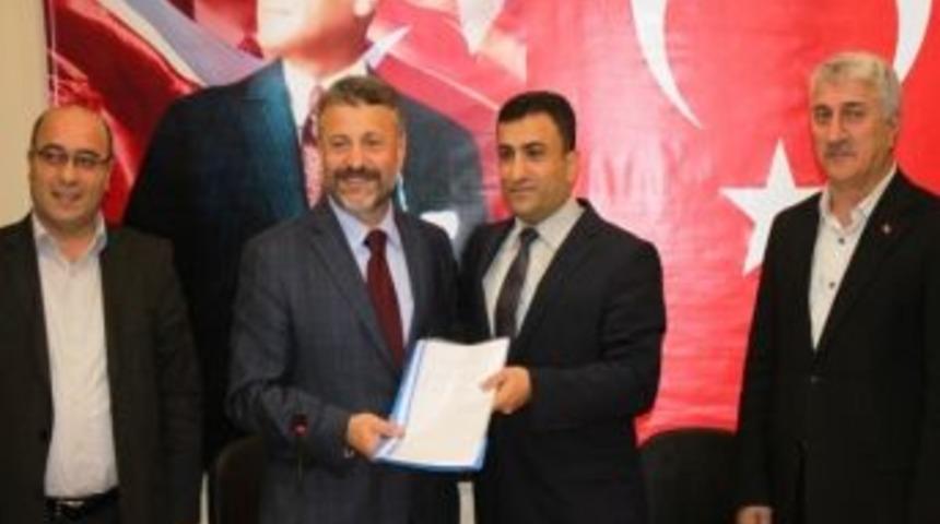 Faruk Kanca, Ak Parti Ortahisar Belediye Başkan Aday Adayı Olduğunu Açıkladı