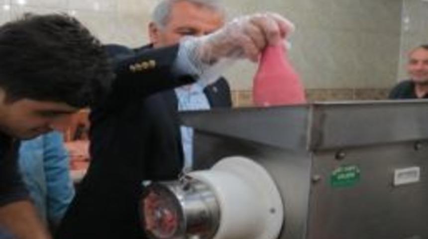 Milletvekili Şahin’den Kasap Pazarı’na Ziyaret