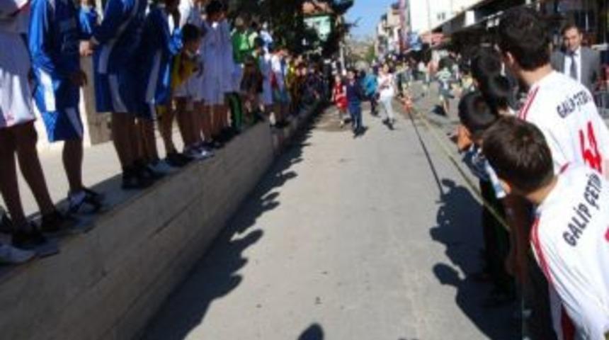 Eşme'de Cumhuriyet Koşusu D&uuml;zenlendi