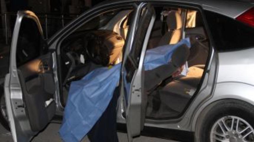 Boşanma davası a&ccedil;an eşini &ouml;ld&uuml;rd&uuml;