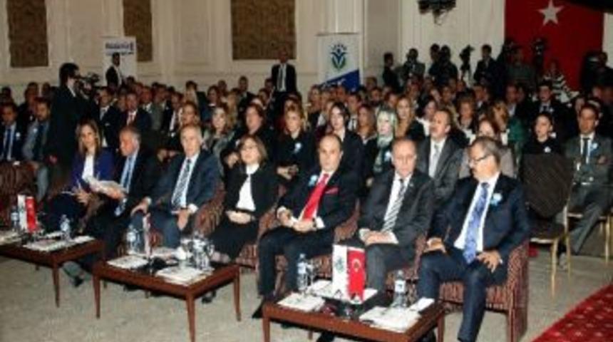 Başarıyı Ta&ccedil;landıran Gagiad 8. &Ouml;d&uuml;lleri Sahiplerine Verildi