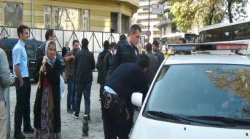 Hırsız Parayı Kaptı Ama Ka&ccedil;amadı