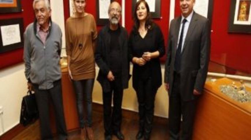 &ldquo;neşeli Bağzı Şeyler&rdquo; Neşeli M&uuml;zede