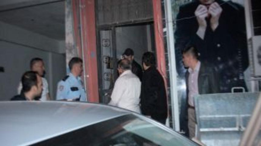 Eşi Terk Edince &Ouml;lmek İstedi