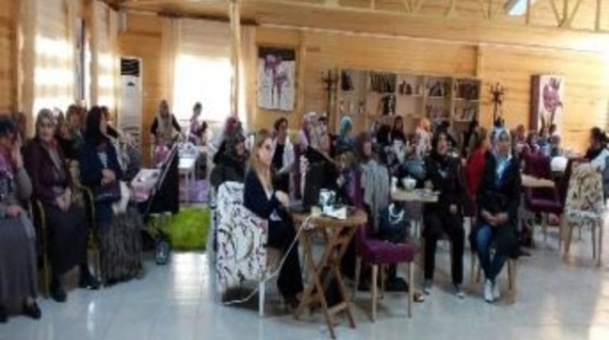 Sincanlı Hanımlara Kanserden Korunma Yolları Anlatıldı