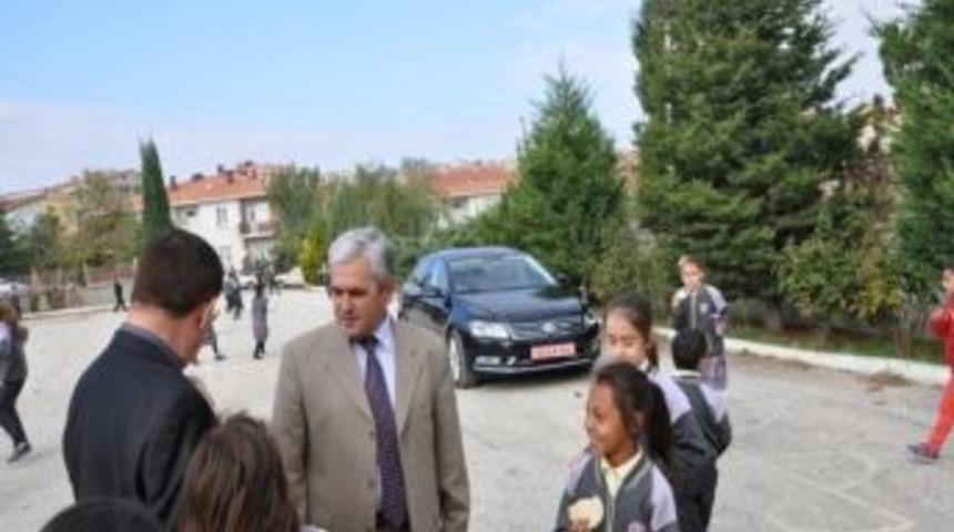 Kaymakam Halal&rsquo;ın Okul Ziyaretleri Devam Ediyor