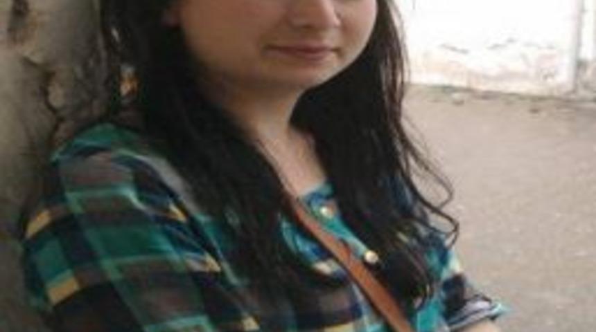 İntihara Teşebb&uuml;s Eden Gen&ccedil; Kız, 22 G&uuml;n Sonra &Ouml;ld&uuml;