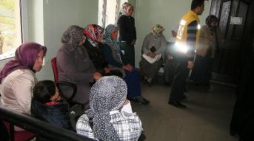 Posof&rsquo;lu Dişlerini Sıkmaya Devam Ediyor