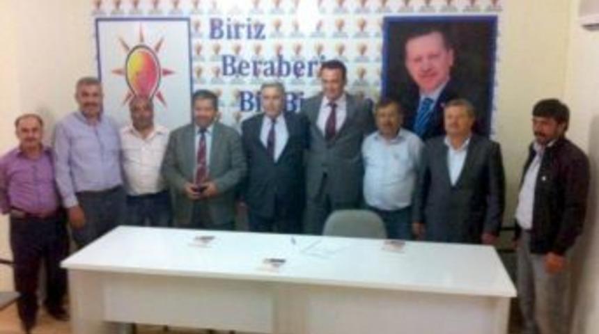 Patara Muhtarı Aday Adaylığını A&ccedil;ıkladı