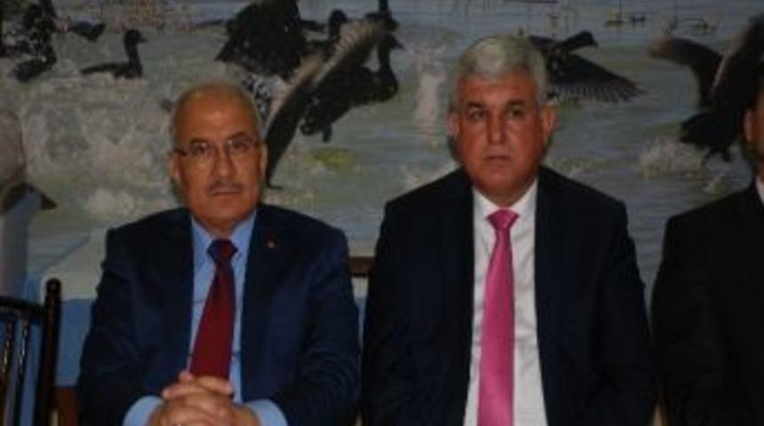 Burhanettin Kocamaz Silifke&rsquo;de Gazetecilerle Buluştu