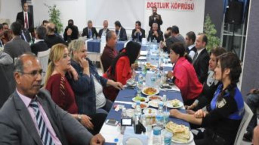 Bitlis Ve Antalyalı Muhtarlar 'kardeşlik K&ouml;pr&uuml;s&uuml;' Kurdu