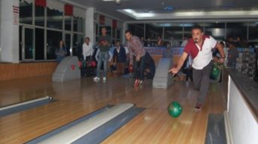 Tatvan&rsquo;da Bowling Turnuvası D&uuml;zenlendi