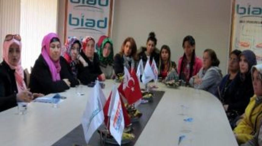 Balıkesir'de, "patron Olacak Kadınlar Yetişiyor" Projesi