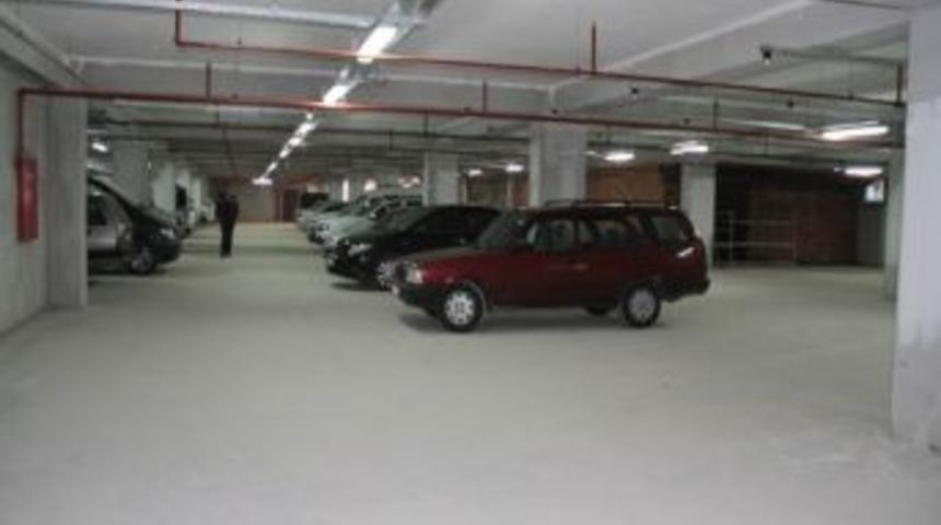 Yunus Emre Kent Meydanı Kapalı Otoparkı Hizmete A&ccedil;ıldı