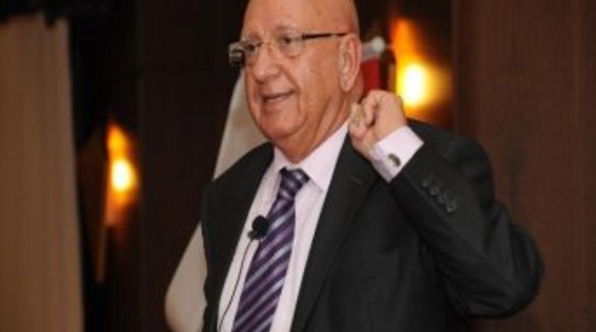 Oğuz G&uuml;lay&rsquo;dan Başiskele&rsquo;ye &Ouml;vg&uuml;ler