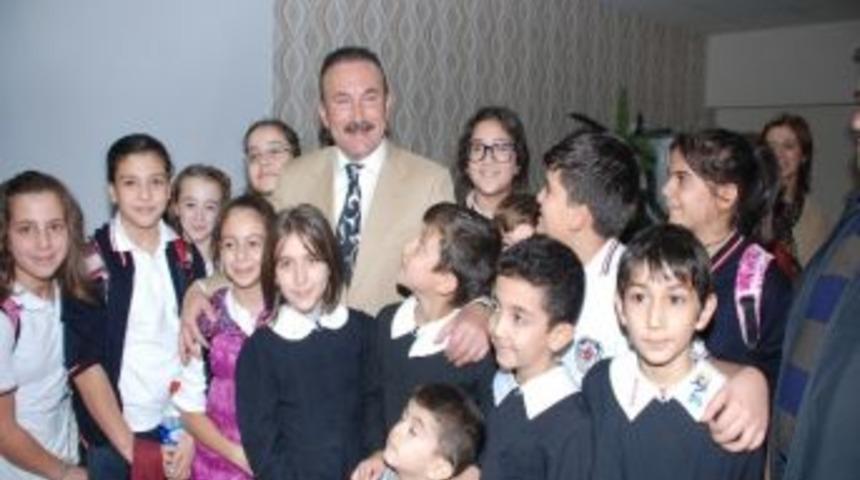 İzmit Belediyesi'nden &Ccedil;ok Ama&ccedil;lı Bir Salon Daha