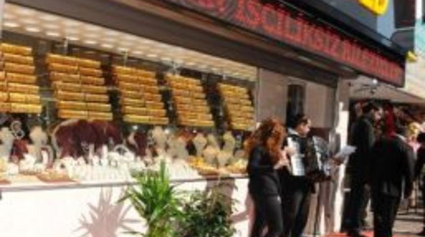 Maygold, &Uuml;&ccedil;&uuml;nc&uuml; Şubesini Maltepe&rsquo;de A&ccedil;tı