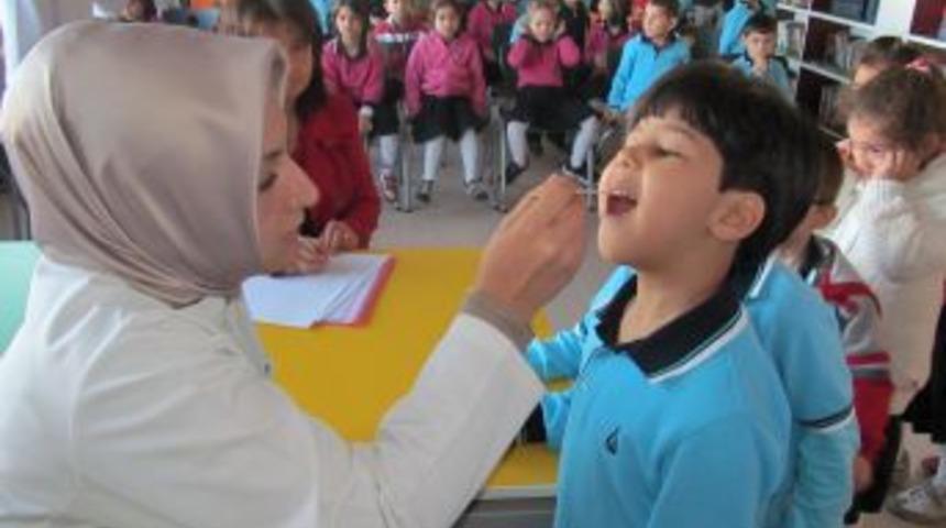 Minik Öğrencilere Ağız Ve Diş Sağlığı Anlatıldı