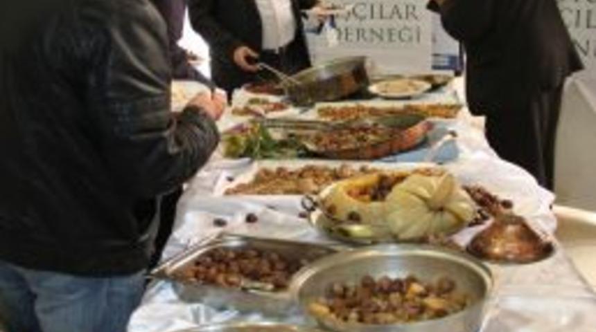 Bir Dakikada 17 Kestane Yiyip Cumhuriyet Altınını Kaptı