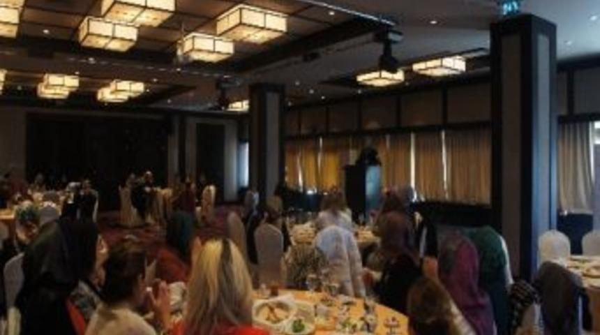 &Ouml;ğrenci Velileri &ldquo;&ccedil;ocuğumu Ben Yetiştiriyorum&rdquo; Programında Buluştu