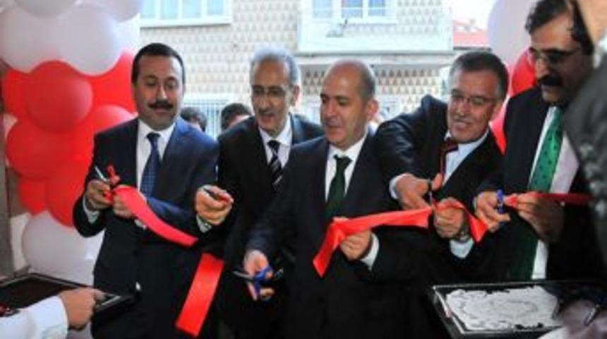 Sel&ccedil;uk &Uuml;niversitesi Akşehir'e İktisadi Ve İdari Bilimler Fak&uuml;ltesi A&ccedil;tı