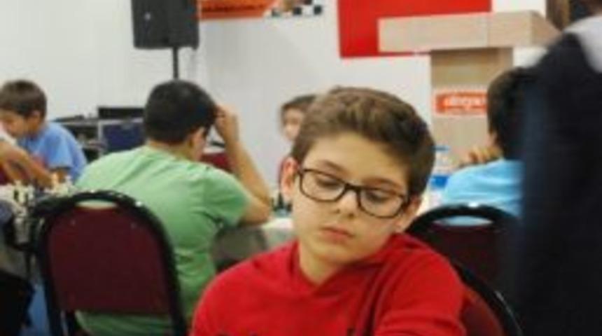 Cumhuriyet Bayramı Satran&ccedil; Turnuvası Deepo&rsquo;da