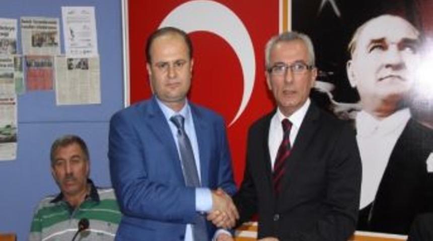 Ak Parti'de Abdullah Tekbaş Bornova&rsquo;ya Aday Adayı