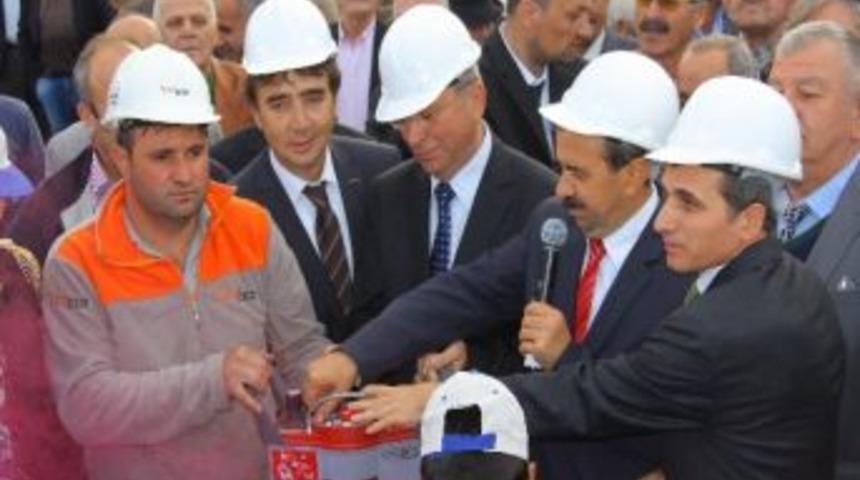 Tekkek&ouml;y Belediyesi Yeni Hizmet Binasının Temeli Atıldı