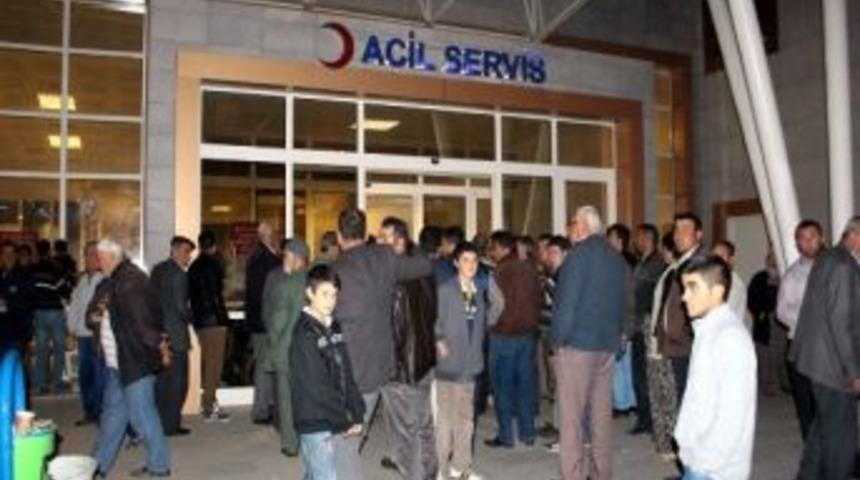 &Ccedil;arpışan 2 Ara&ccedil; Sulama Kanalına U&ccedil;tu: 2 &Ouml;l&uuml;, 44 Yaralı