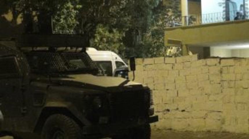 Cizre&rsquo;de Kadiri Tarikatı Liderinin Evine Saldırı