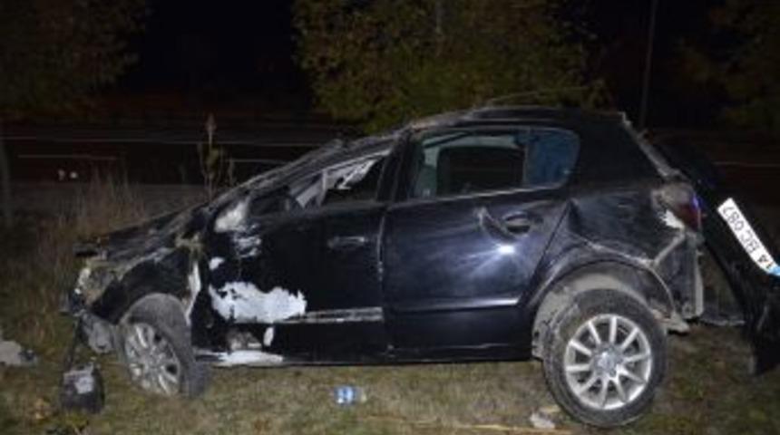 Takla Atarak Durabildi