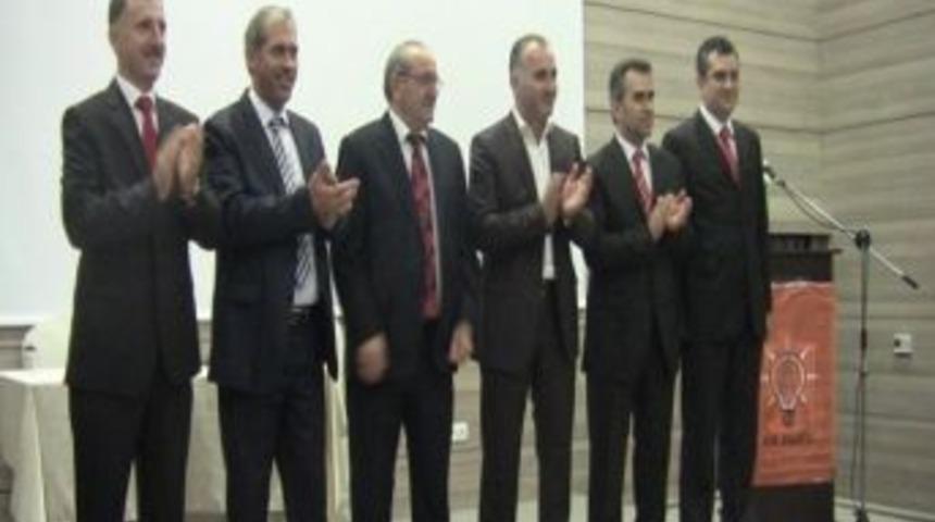 Ak Parti Karam&uuml;rsel&rsquo;de Aday Tanıtımında Sevgi Ve Dostluk &Ouml;n Plana &Ccedil;ıktı