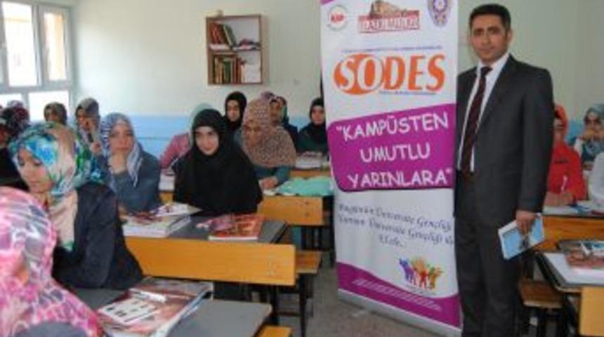 &ldquo;Kamp&uuml;sten Umutlu Yarınlara&rdquo;