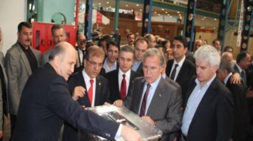 Şahin: Şimdi Veya Imkan Bulduğumuzda T&uuml;rkiye'ye Yeni Anayasa Kazandıracağız