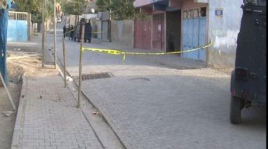 H&Uuml;DA-PAR &uuml;yesinin evine bomba atıldı