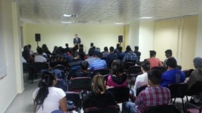 Yurt-kur&rsquo;da İletişim Semineri