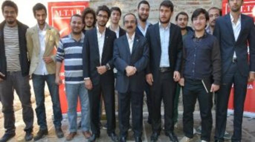 Vali Coş &Ouml;ğrencilerle Biraraya Geldi