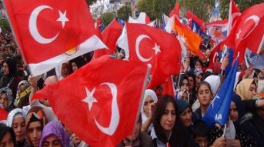 Başbakan Erdoğan: Baharı Kışa &Ccedil;evirmek Isteyenler Var