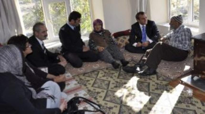 Cumhuriyet Yaşıtlarına Ziyaret